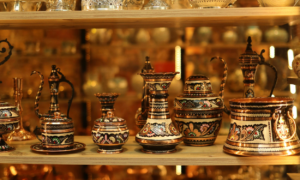Golden Opportunities: Power Moves in the Gold Share Market