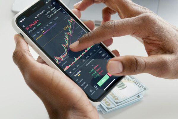 “To Be Profitable in Stock Market Trading: Master These Essential Skills”